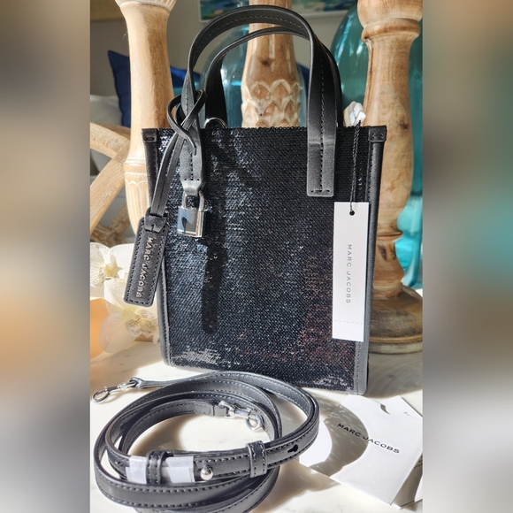 Marc Jacobs mini sequin bag. New with tags! Gorgeous and giftable!! - Picture 1 of 8